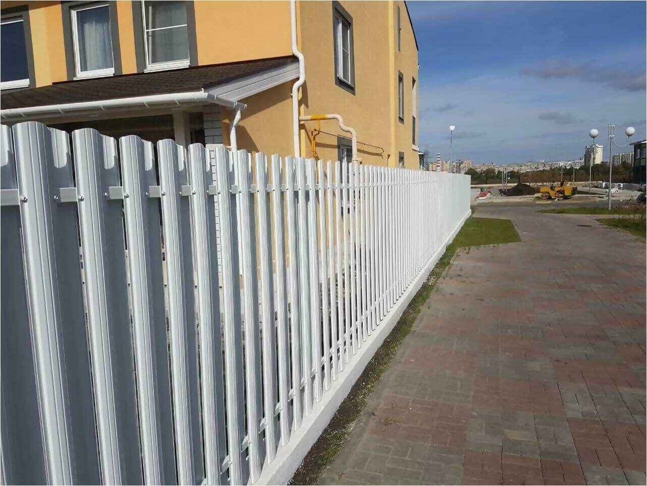 Забор из штакетника 70м фото1 в Ульяновске