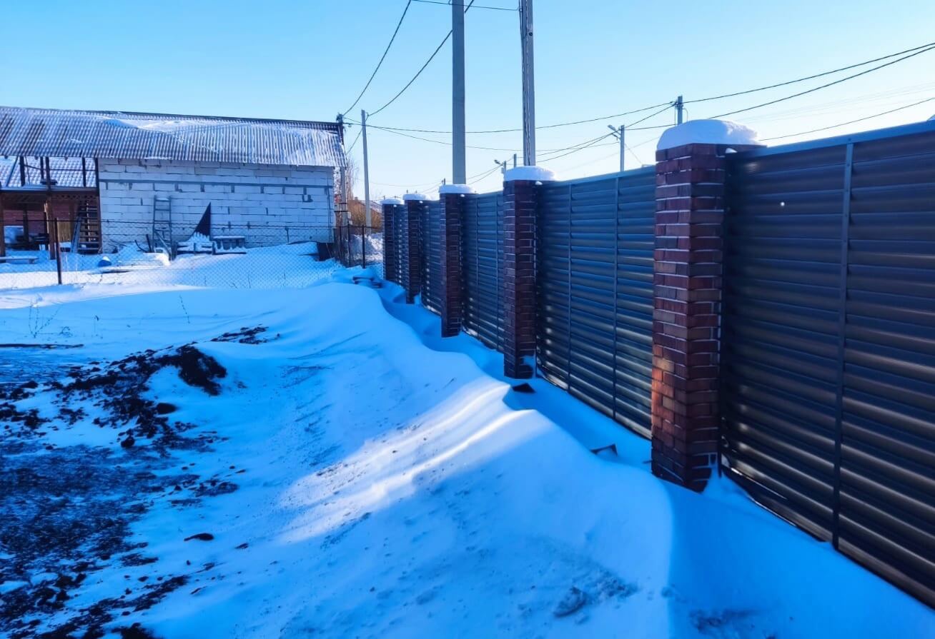 Забор-жалюзи с ламелями еврожалюзи 34м RAL7024/7024 Серый Графит двусторонний фото 1 в Ульяновске