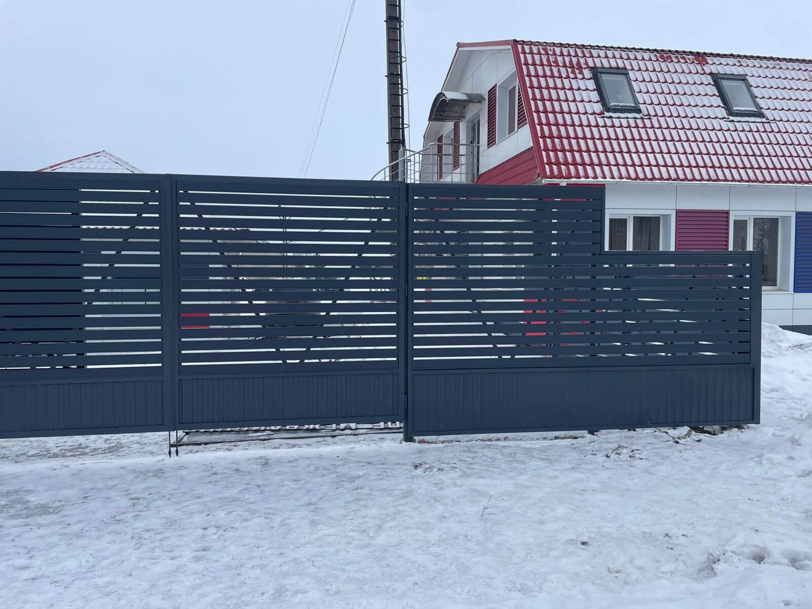 Забор-ранчо из металлического планкена 11м RAL7024 Серый Графит фото 1 в Ульяновске