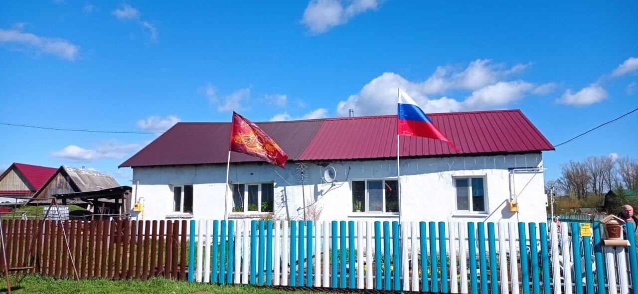 Забор из евроштакетника 16м RAL5021 Морская Волна, RAL9003 Белый в Ульяновске