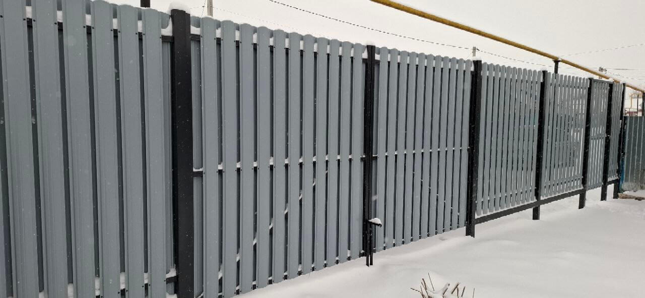 Забор из евроштакетника 27м RAL7024 Серый Графит МАТТЕ фото 3 в Ульяновске