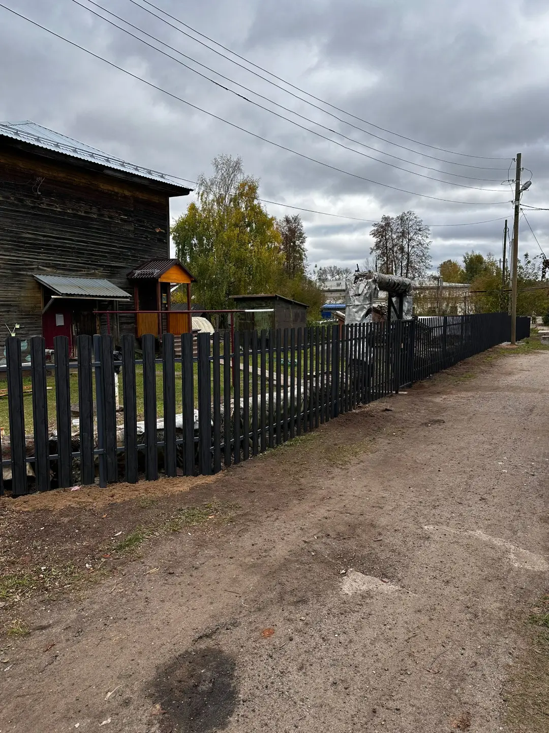 Забор из евроштакетника 63м Черное Дерево 3D Принтек фото 3 в Ульяновске