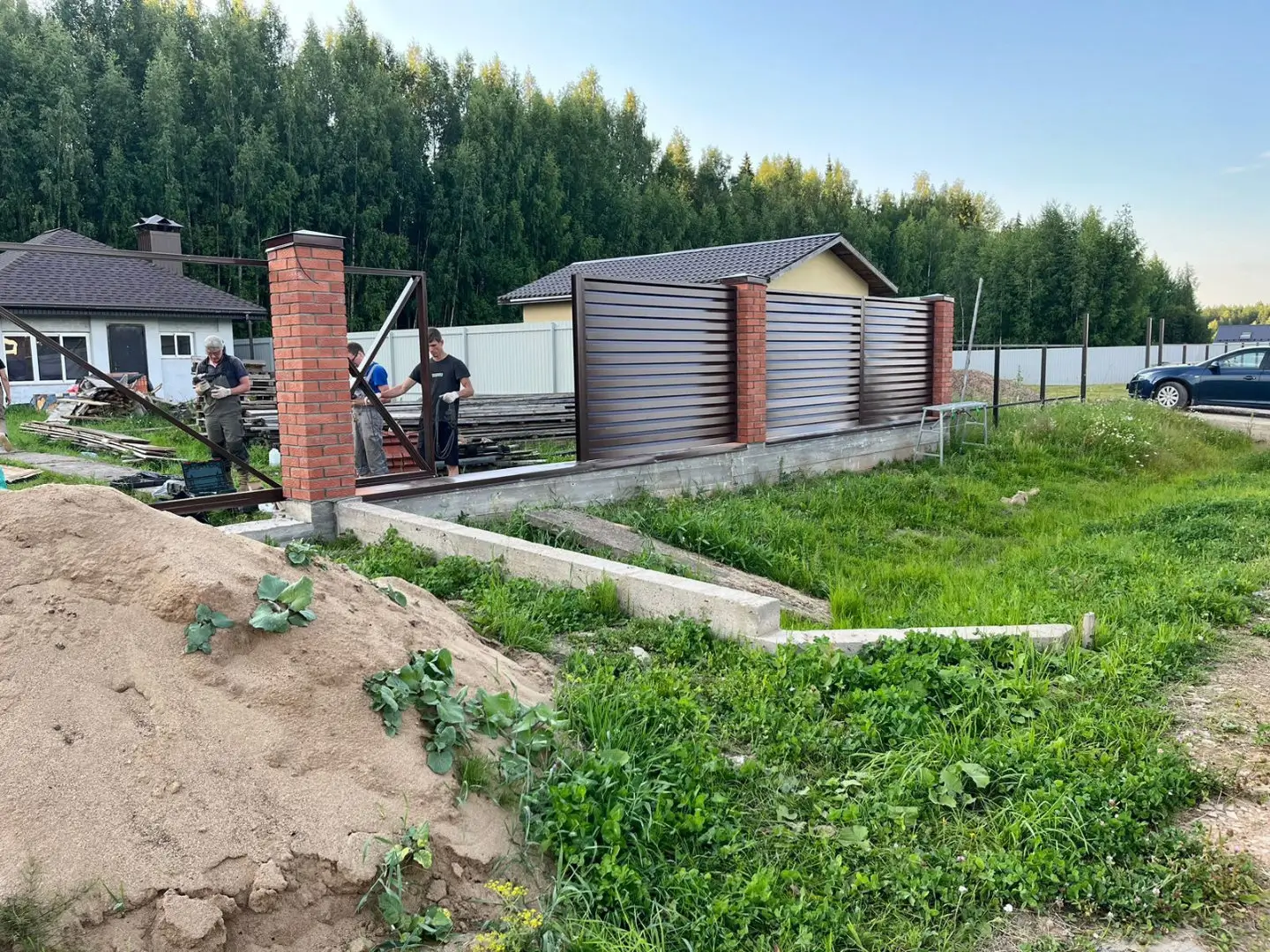 Забор-жалюзи из ламелей Хай-Тек 26м RAL8017/8017 Шоколад двусторонний фото 3 в Ульяновске